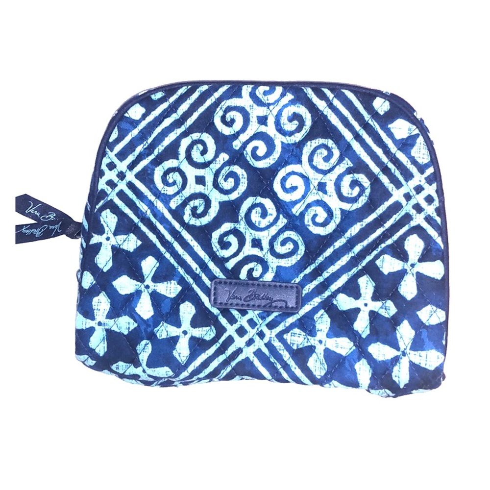new Vera Bradley makeup bag. Price negotiable